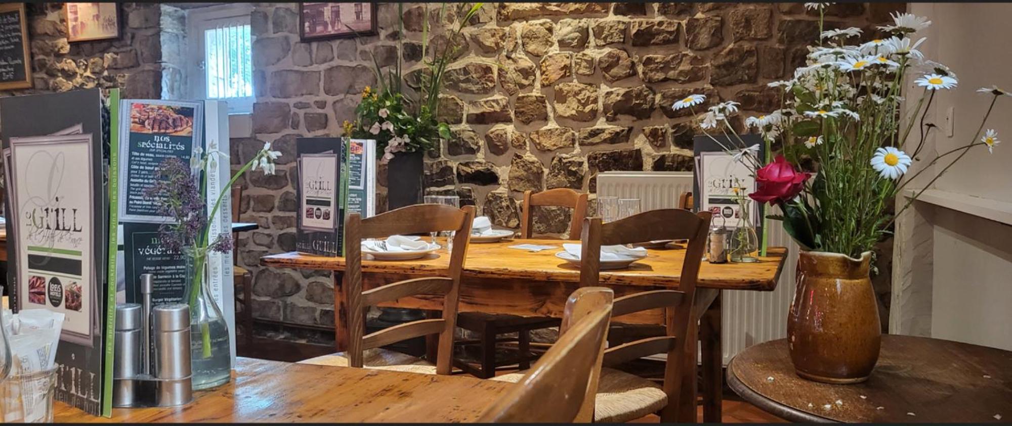 Logis De France- Restaurant Grill Hotel 2*