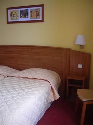 Hotel Logis De France- Restaurant Grill Domfront (Orne)